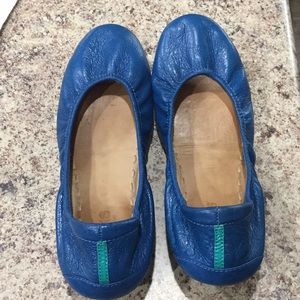 Gently used Tieks size 8.